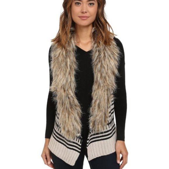 BB Dakota Jase Faux Fur trim sweater vest L - Picture 1 of 10
